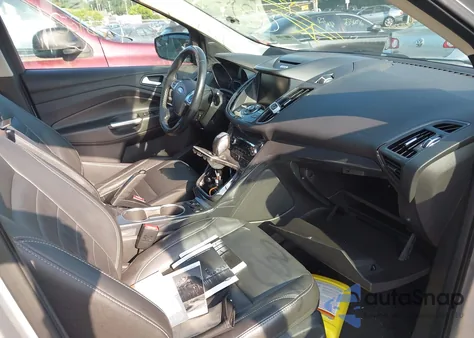 2014 Ford Escape Titanium z USA, uszkodzony, nr VIN 1FMCU9JX1EUB25280